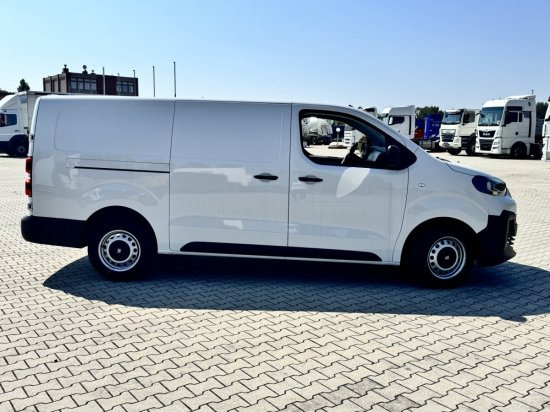 Fiat Scudo M BlueDHi 120 6-Gang - Furgão: foto 5 Fiat Scudo M BlueDHi 120 6-Gang - Furgão: foto 5