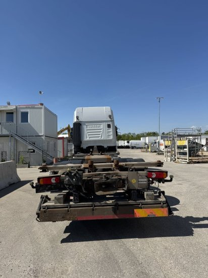 Iveco Stralis AS260SY LBW BDF, Automatik, E6, Standklkima - Caminhão transportador de contêineres/ Caixa móvel: foto 5 Iveco Stralis AS260SY LBW BDF, Automatik, E6, Standklkima - Caminhão transportador de contêineres/ Caixa móvel: foto 5