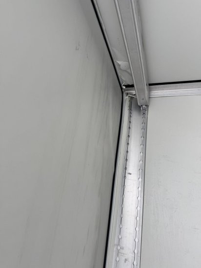 Krone Cool Liner, Thermo King SLX 300 , kleiner Schaden links hinten - Semireboque isotérmico: foto 5 Krone Cool Liner, Thermo King SLX 300 , kleiner Schaden links hinten - Semireboque isotérmico: foto 5