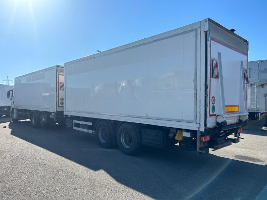 MAN TGS 26.360 6x2 LL, Tiefkühlkoffer Intarder, Liftachse - Caminhão frigorífico: foto 4 MAN TGS 26.360 6x2 LL, Tiefkühlkoffer Intarder, Liftachse - Caminhão frigorífico: foto 4