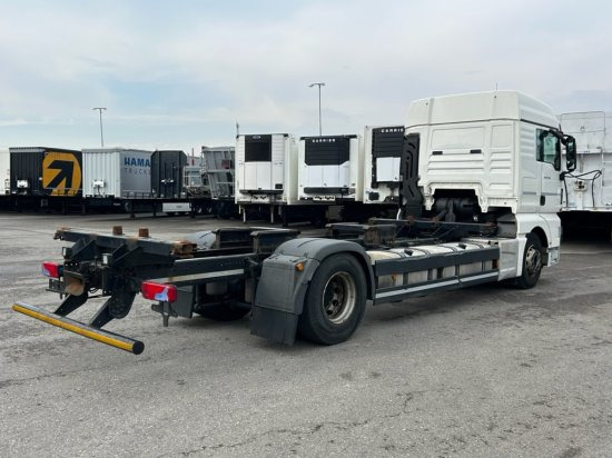 MAN TGX 18.460 XLX, 4x2, Euro 6, Standklima - Caminhão transportador de contêineres/ Caixa móvel: foto 4 MAN TGX 18.460 XLX, 4x2, Euro 6, Standklima - Caminhão transportador de contêineres/ Caixa móvel: foto 4