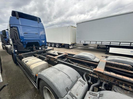 MAN TGX 26.440 XLX 6x2 Liftachse, Euro 6, Motorschaden - Caminhão transportador de contêineres/ Caixa móvel: foto 4 MAN TGX 26.440 XLX 6x2 Liftachse, Euro 6, Motorschaden - Caminhão transportador de contêineres/ Caixa móvel: foto 4
