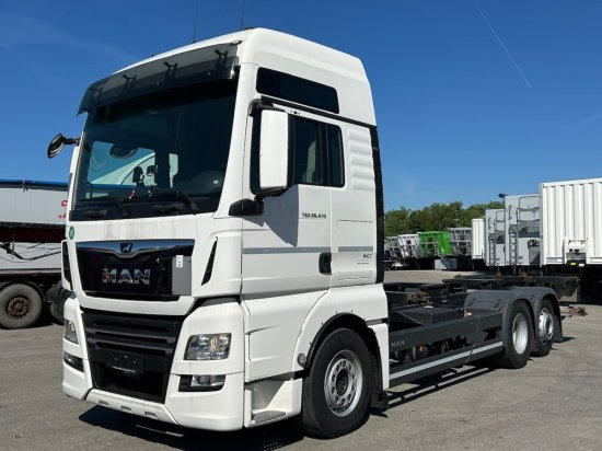 MAN TGX 26.470 XXL, 6x2, Liftachse, EURO6, Intarder, - Caminhão transportador de contêineres/ Caixa móvel: foto 1 MAN TGX 26.470 XXL, 6x2, Liftachse, EURO6, Intarder, - Caminhão transportador de contêineres/ Caixa móvel: foto 1