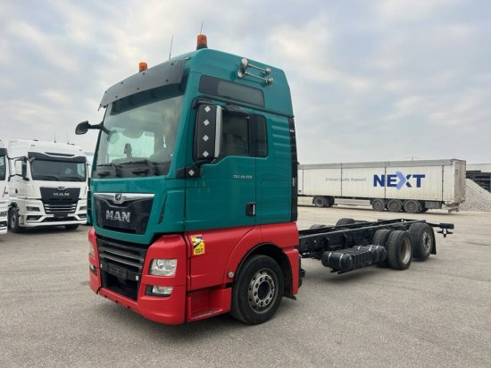 MAN TGX 26.500 XXL, 6x2, Jumbo, Liftachse, Intarder, Euro6, Full-Air - Caminhão chassi: foto 1 MAN TGX 26.500 XXL, 6x2, Jumbo, Liftachse, Intarder, Euro6, Full-Air - Caminhão chassi: foto 1