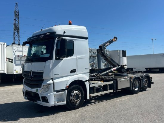 Mercedes-Benz Actros 2545 6x2 Hyva Abroller, E6 ,Retarder, Lenk-Liftachse, Schub-Knick - Caminhão polibenne: foto 1 Mercedes-Benz Actros 2545 6x2 Hyva Abroller, E6 ,Retarder, Lenk-Liftachse, Schub-Knick - Caminhão polibenne: foto 1