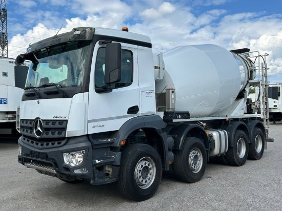 Mercedes-Benz Arocs 3743, 8x4 Betonmischer, Euro 6,  9m³ Liebherr Mischer - Caminhão betoneira: foto 1 Mercedes-Benz Arocs 3743, 8x4 Betonmischer, Euro 6,  9m³ Liebherr Mischer - Caminhão betoneira: foto 1