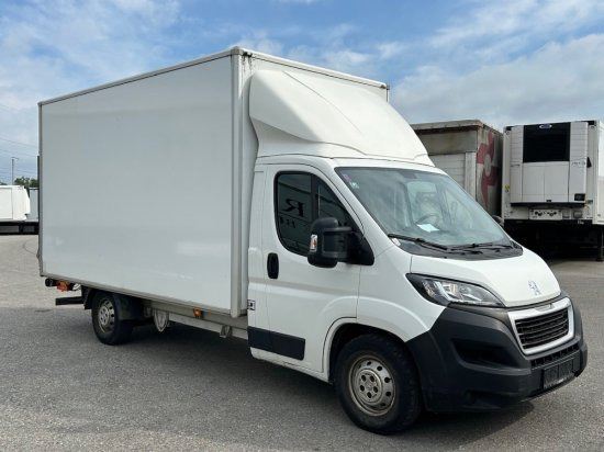 Peugeot Boxer, Koffer mit Hebebühne/LBW - Carrinha de contentor: foto 3 Peugeot Boxer, Koffer mit Hebebühne/LBW - Carrinha de contentor: foto 3