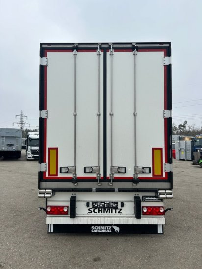 Schmitz SCB S3 24LKühlauflieger, ThermoKing SLXi 300 ,Doppelstock, Liftachse, Blumenbreite - Semireboque isotérmico: foto 3 Schmitz SCB S3 24LKühlauflieger, ThermoKing SLXi 300 ,Doppelstock, Liftachse, Blumenbreite - Semireboque isotérmico: foto 3