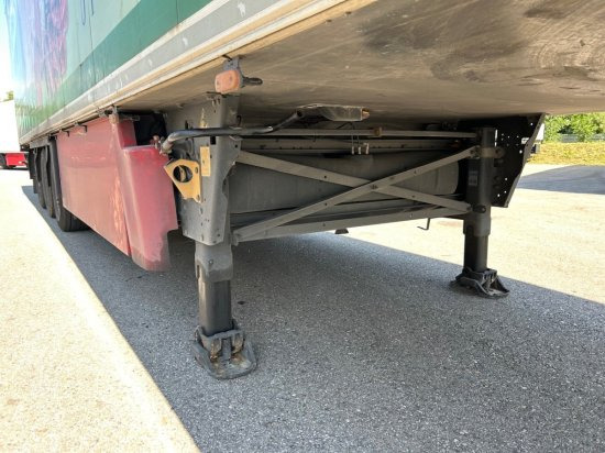 Semireboque isotérmico Schmitz SCB S3B SKO24, Kühlauflieger, TK SLXe 400, Liftachse, Fleischbahnen: foto 14 Semireboque isotérmico Schmitz SCB S3B SKO24, Kühlauflieger, TK SLXe 400, Liftachse, Fleischbahnen: foto 14