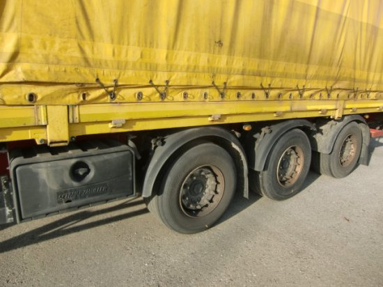 Schwarzmüller Spezialauflieger Schräglader, Coilmulde mehrere Einheiten verfügbar - Semi-reboque de lona: foto 4 Schwarzmüller Spezialauflieger Schräglader, Coilmulde mehrere Einheiten verfügbar - Semi-reboque de lona: foto 4