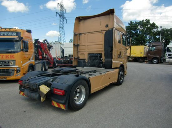 DAF XF 530 SSC Standklima, Retarder Hydraulik - Tractor: foto 4 DAF XF 530 SSC Standklima, Retarder Hydraulik - Tractor: foto 4