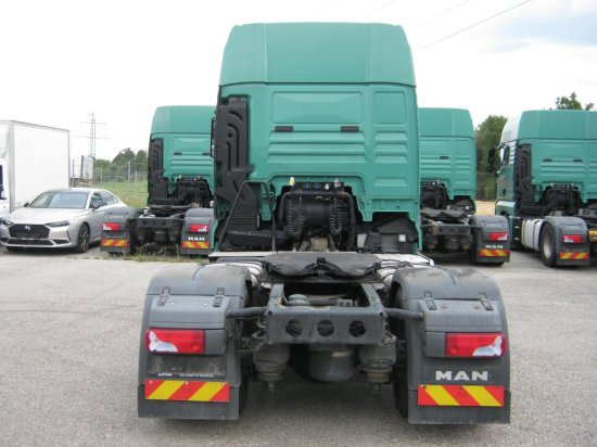 MAN TGX 18.500 XXL Intarder EURO 6 Motorschaden - Tractor: foto 4 MAN TGX 18.500 XXL Intarder EURO 6 Motorschaden - Tractor: foto 4