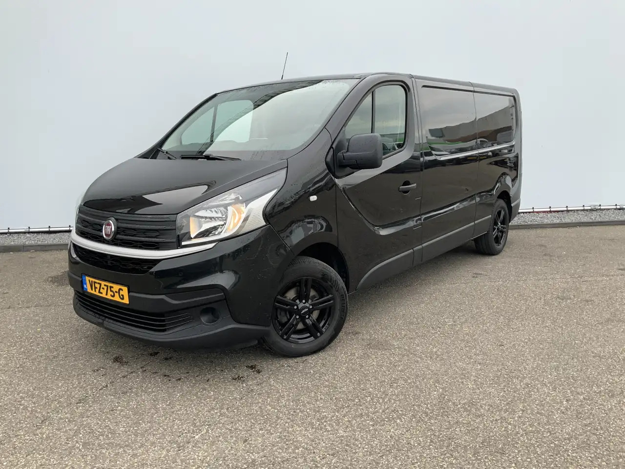 Fiat Talento 1.6 MJ EcoJet L2H1 Airco Cruise 3 Zits Navi Trekha - Furgão: foto 1 Fiat Talento 1.6 MJ EcoJet L2H1 Airco Cruise 3 Zits Navi Trekha - Furgão: foto 1
