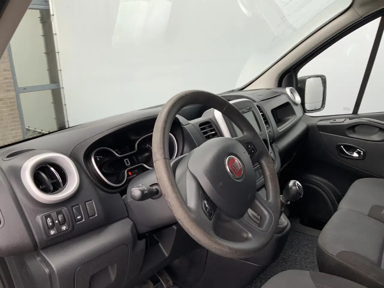 Fiat Talento 1.6 MJ EcoJet L2H1 Airco Cruise 3 Zits Navi Trekha - Furgão: foto 5 Fiat Talento 1.6 MJ EcoJet L2H1 Airco Cruise 3 Zits Navi Trekha - Furgão: foto 5