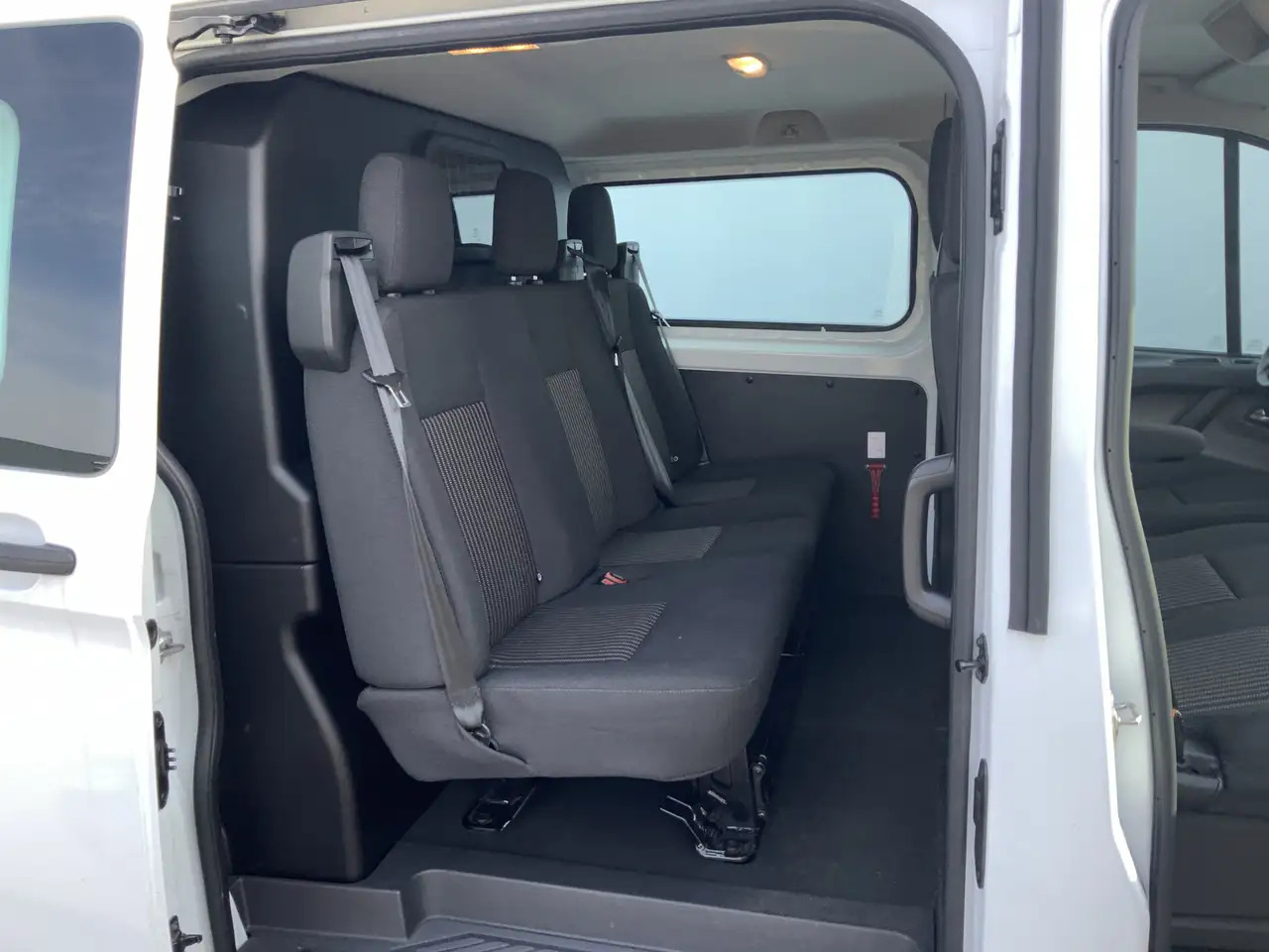 Carrinha cabine dupla Ford Transit Custom 290 2.0 TDCI L2H1 6 Zits Trend DC Airco Cruise Tre: foto 21