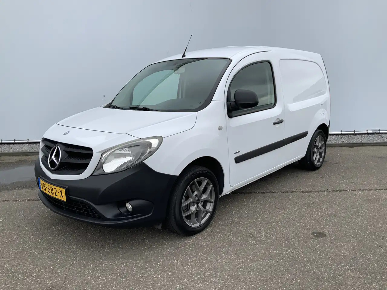 Mercedes-Benz Citan 109 CDI BlueEFFICIENCY Airco Alu Velg Trekhaak 105 - Furgão compacto: foto 1 Mercedes-Benz Citan 109 CDI BlueEFFICIENCY Airco Alu Velg Trekhaak 105 - Furgão compacto: foto 1
