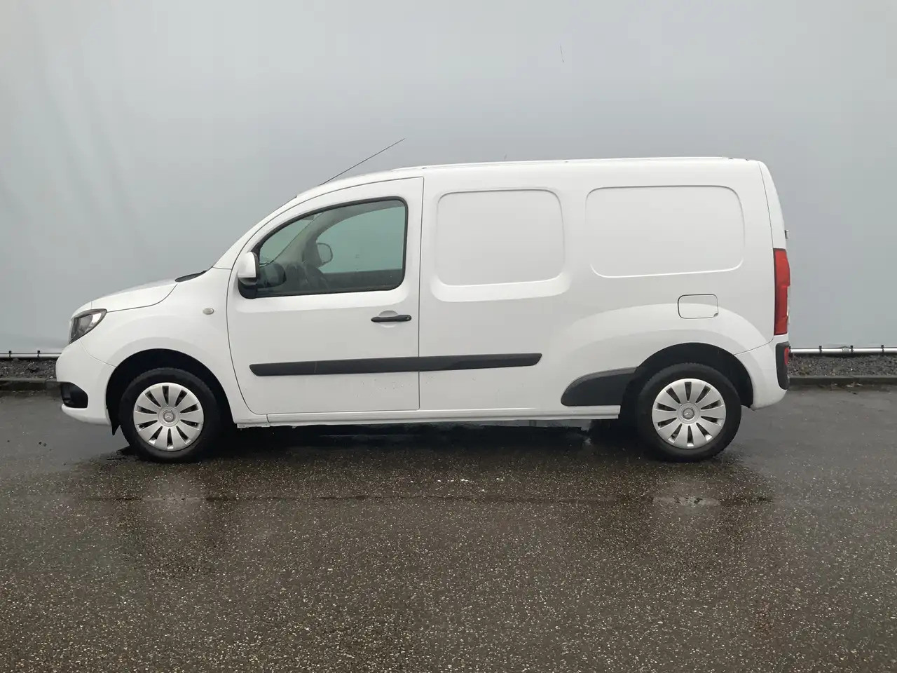 Mercedes-Benz Citan 109 CDI BlueEFFICIENCY Extra Lang Maxi Airco Euro - Furgão compacto, Carrinha cabine dupla: foto 3 Mercedes-Benz Citan 109 CDI BlueEFFICIENCY Extra Lang Maxi Airco Euro - Furgão compacto, Carrinha cabine dupla: foto 3