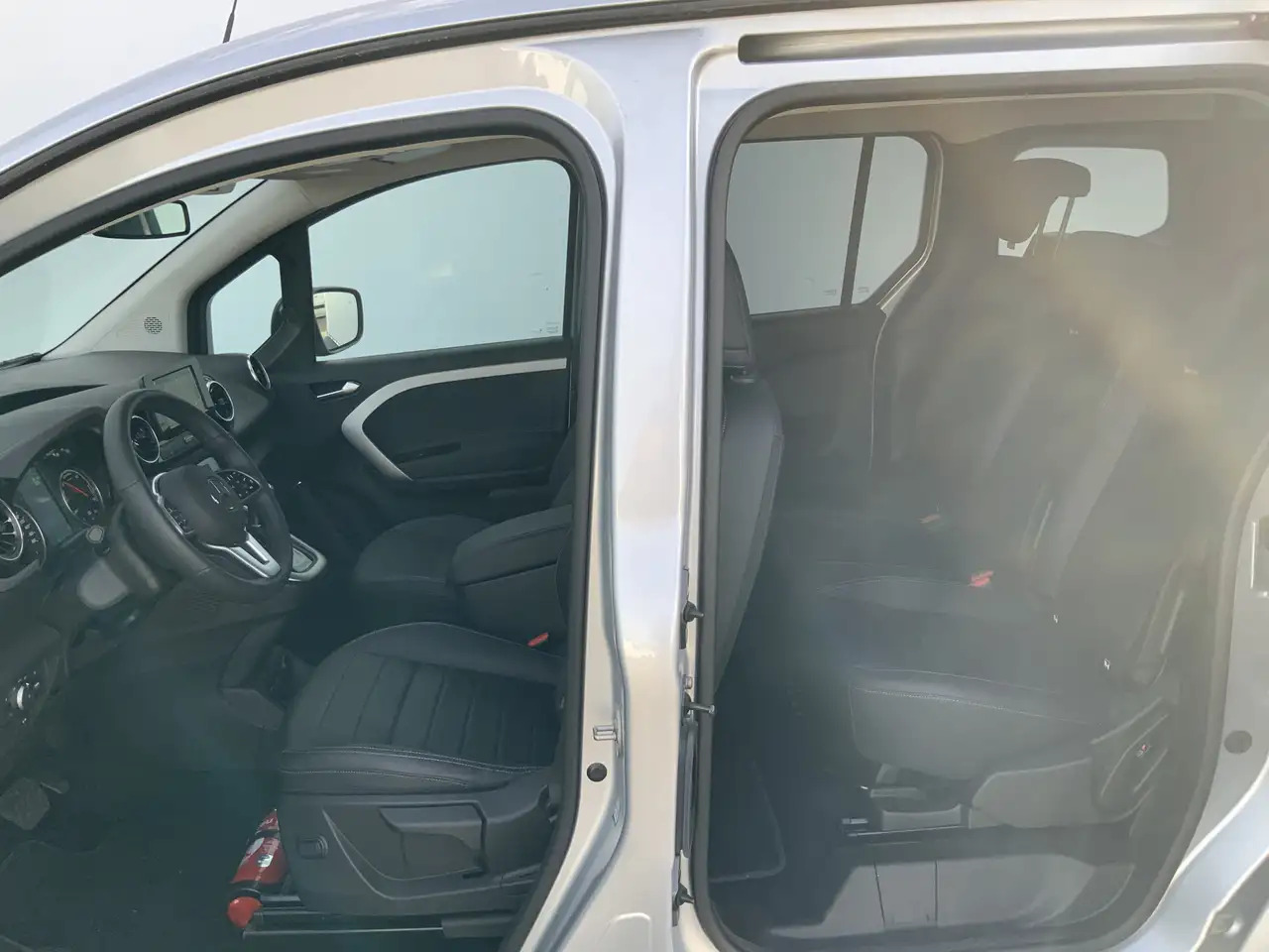 Mercedes-Benz EQT Tourer NIEUW !! 200 L1 Advanced Plus 45 kWh - Automóvel: foto 5 Mercedes-Benz EQT Tourer NIEUW !! 200 L1 Advanced Plus 45 kWh - Automóvel: foto 5