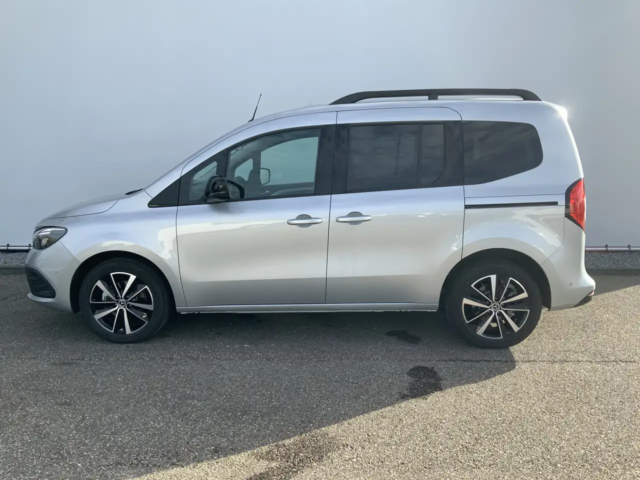 Mercedes-Benz EQT Tourer NIEUW !! 200 L1 Advanced Plus 45 kWh - Automóvel: foto 4 Mercedes-Benz EQT Tourer NIEUW !! 200 L1 Advanced Plus 45 kWh - Automóvel: foto 4