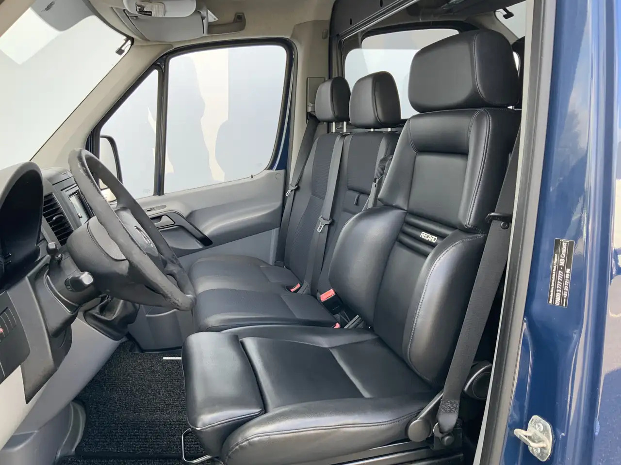 Mercedes-Benz Sprinter 210 2.2 CDI 325 L1H1 Airco Cruise 3 Zits Opstap Ba - Furgão: foto 4 Mercedes-Benz Sprinter 210 2.2 CDI 325 L1H1 Airco Cruise 3 Zits Opstap Ba - Furgão: foto 4