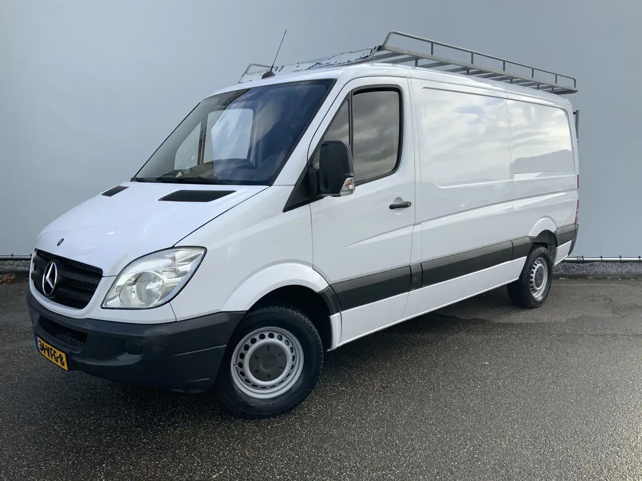 Mercedes-Benz Sprinter 311 2.2 CDI 366 L2H1 Automaat 3 Zits Trekaak 2800k - Furgão: foto 1 Mercedes-Benz Sprinter 311 2.2 CDI 366 L2H1 Automaat 3 Zits Trekaak 2800k - Furgão: foto 1