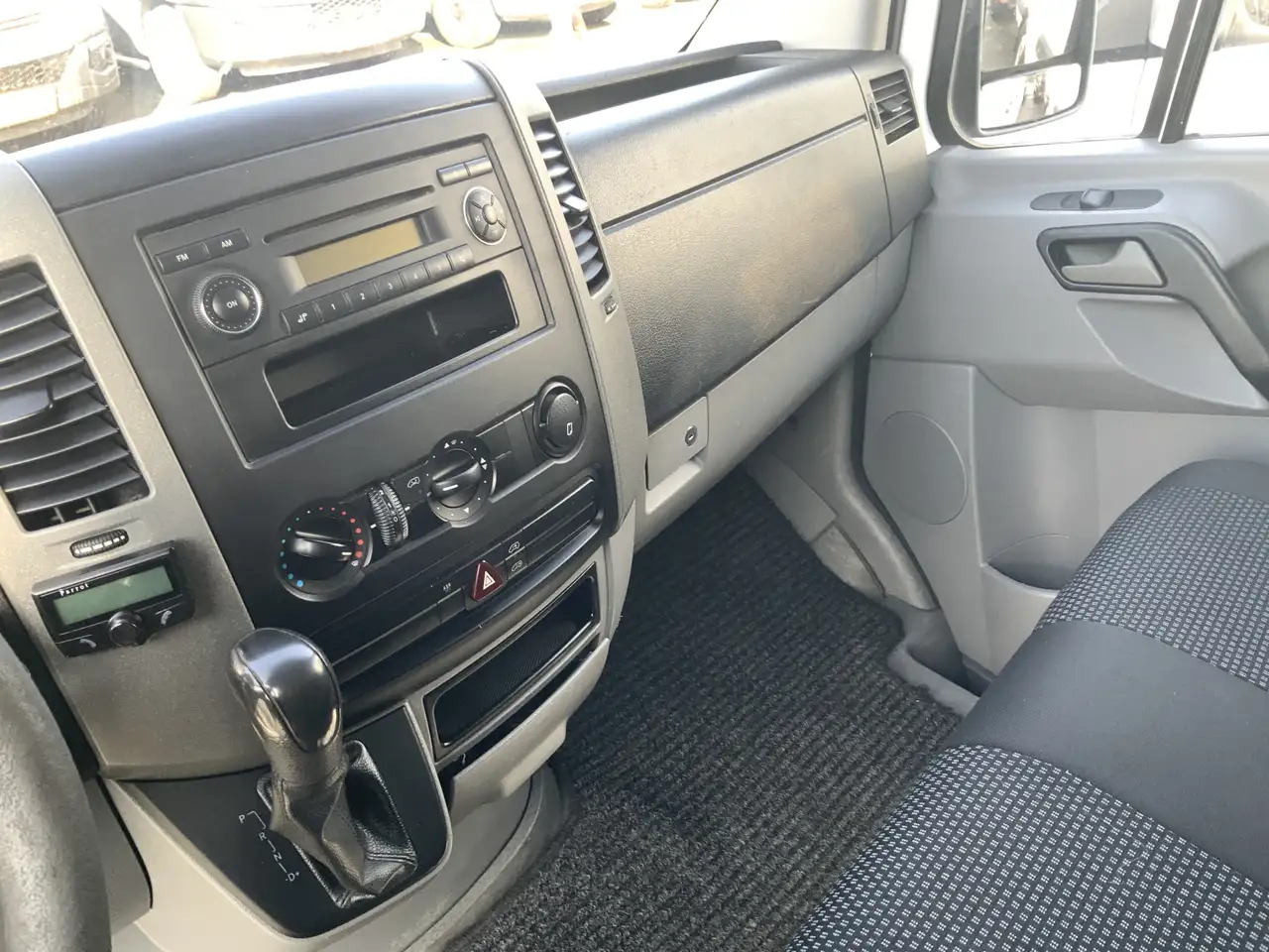 Mercedes-Benz Sprinter 311 2.2 CDI 366 L2H1 Automaat 3 Zits Trekaak 2800k - Furgão: foto 4 Mercedes-Benz Sprinter 311 2.2 CDI 366 L2H1 Automaat 3 Zits Trekaak 2800k - Furgão: foto 4