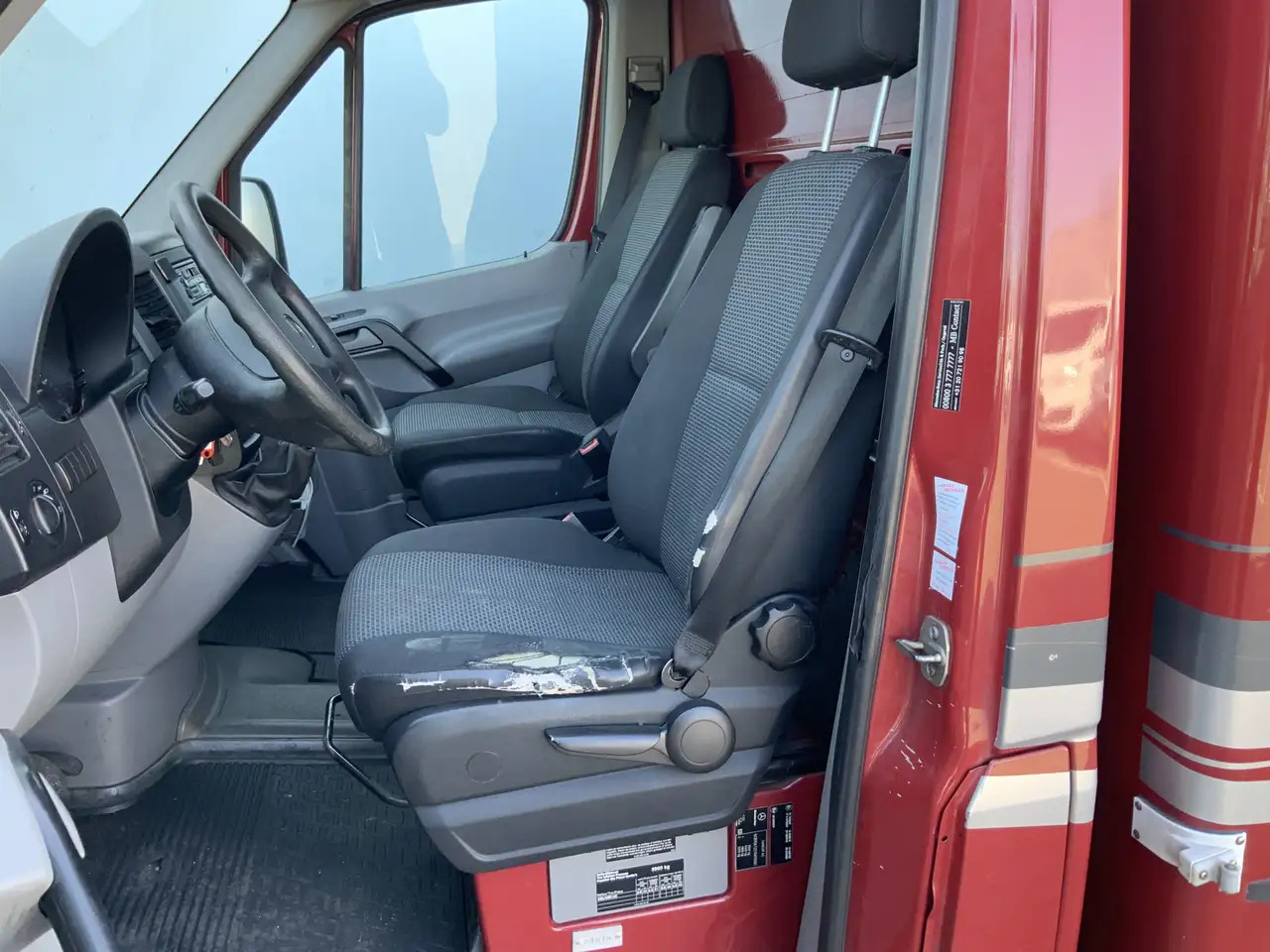 Locação de Mercedes-Benz Sprinter 313 2.2 CDI 366 Vries Auto _40gr 10 Deuren IJS Eur Mercedes-Benz Sprinter 313 2.2 CDI 366 Vries Auto _40gr 10 Deuren IJS Eur: foto 7