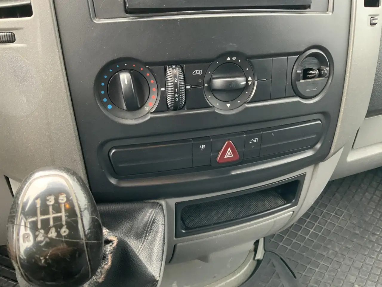 Carrinha de contentor Mercedes-Benz Sprinter 513 2.2 CDI 432 Meubelbak & Deuren 3 Zits Cruise T: foto 9