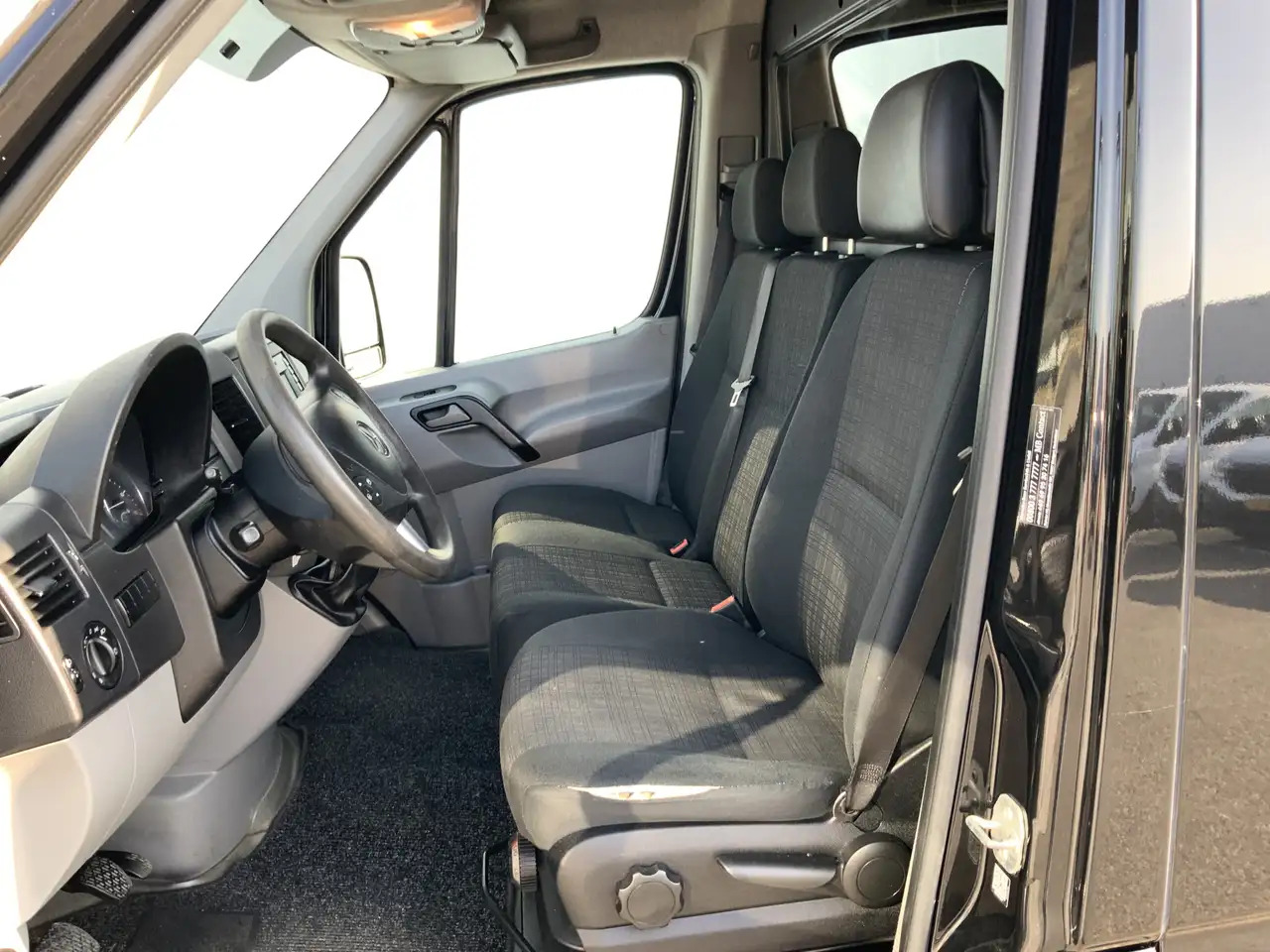 Mercedes-Benz Sprinter L2H1 MARGE 316 2.2 CDI 366 HD EURO 6 - Furgão: foto 4 Mercedes-Benz Sprinter L2H1 MARGE 316 2.2 CDI 366 HD EURO 6 - Furgão: foto 4