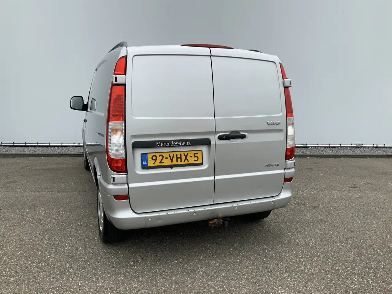 Mercedes-Benz Vito 111 CDI 320 Lang HD Amigo Koel Vries Werkt 100% 3 - Carrinha frigorífica: foto 3 Mercedes-Benz Vito 111 CDI 320 Lang HD Amigo Koel Vries Werkt 100% 3 - Carrinha frigorífica: foto 3