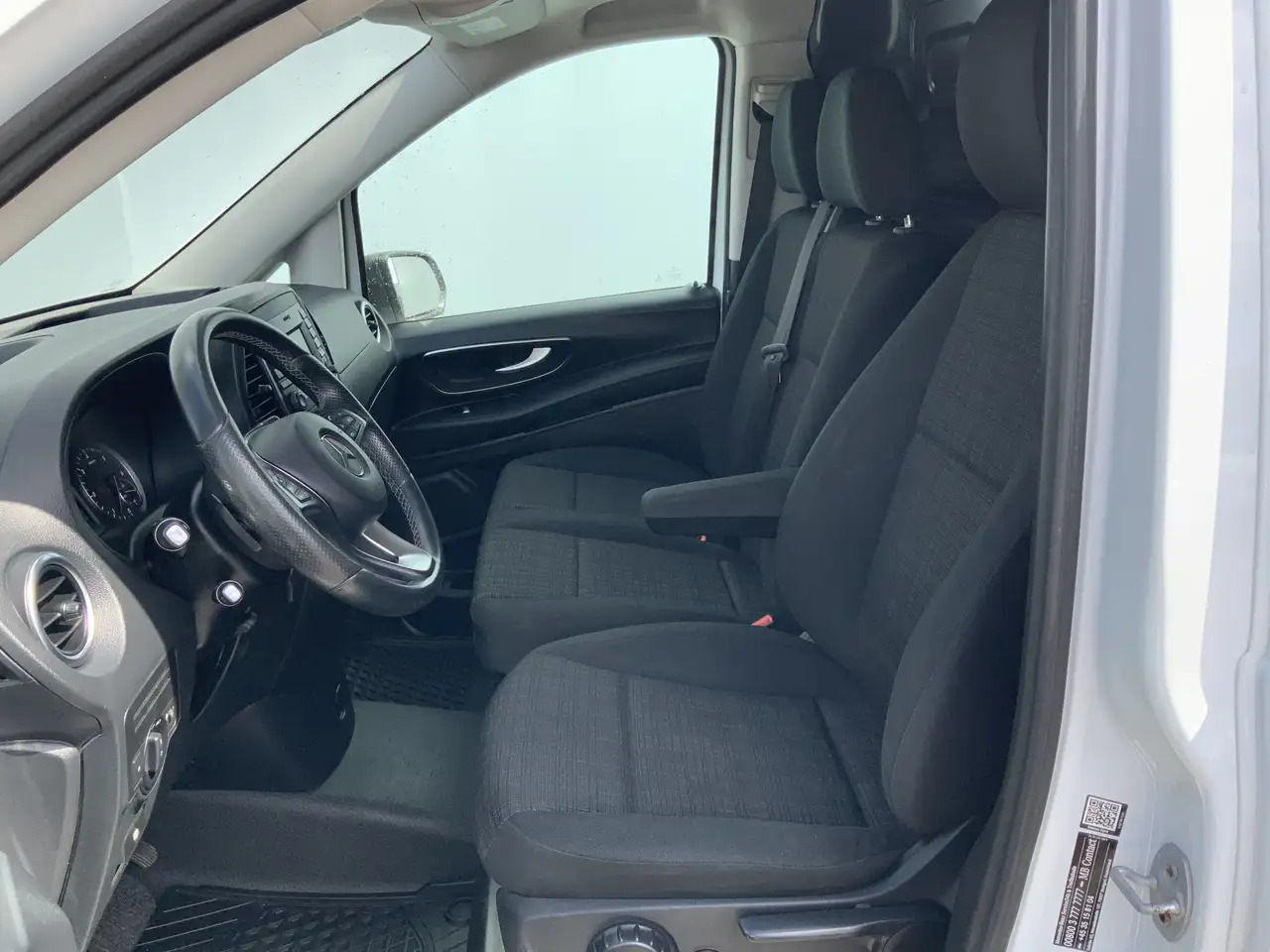 Mercedes-Benz Vito 114 CDI Lang Automaat Cruise Camera 3 Zits Trekhaa - Furgão: foto 4 Mercedes-Benz Vito 114 CDI Lang Automaat Cruise Camera 3 Zits Trekhaa - Furgão: foto 4