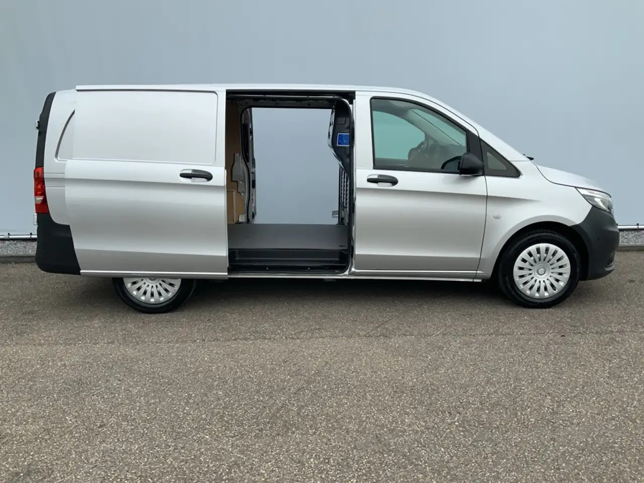 Mercedes-Benz Vito 119 CDI Lang Automaat Airco Cruise Trekhaak 2500 k - Furgão: foto 5 Mercedes-Benz Vito 119 CDI Lang Automaat Airco Cruise Trekhaak 2500 k - Furgão: foto 5