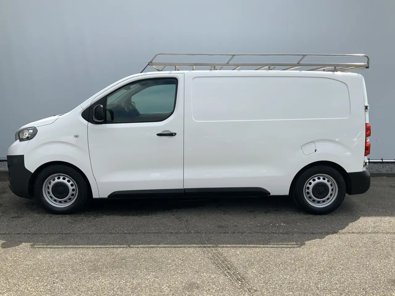 Peugeot Expert glazenwasser 226S 1.6 BlueHDI 115 Inbouw 530 liter - Furgão, Veículo municipal/ Especial: foto 5 Peugeot Expert glazenwasser 226S 1.6 BlueHDI 115 Inbouw 530 liter - Furgão, Veículo municipal/ Especial: foto 5