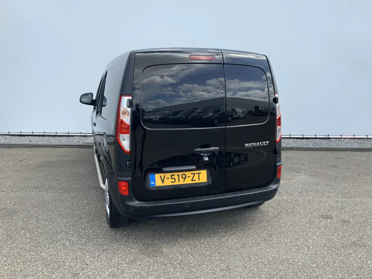 Renault Kangoo 1.5 dCi 90 Energy Comfort Plus .Sortimo Kasten Com - Furgão compacto, Veículo municipal/ Especial: foto 2 Renault Kangoo 1.5 dCi 90 Energy Comfort Plus .Sortimo Kasten Com - Furgão compacto, Veículo municipal/ Especial: foto 2