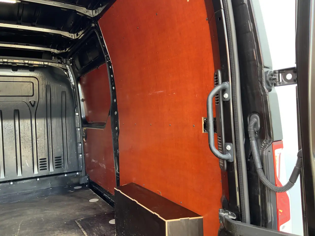 Locação de Renault Master T35 2.3 dCi 135 L2H2 Airco Cruise 3 Zits Camera Eu Renault Master T35 2.3 dCi 135 L2H2 Airco Cruise 3 Zits Camera Eu: foto 13