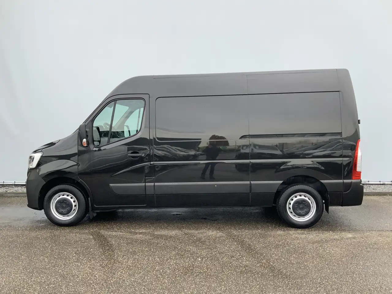 Renault Master T35 2.3 dCi 150 L2H2 Airco Cruise 3 Zits Camera Tr - Furgão: foto 3 Renault Master T35 2.3 dCi 150 L2H2 Airco Cruise 3 Zits Camera Tr - Furgão: foto 3