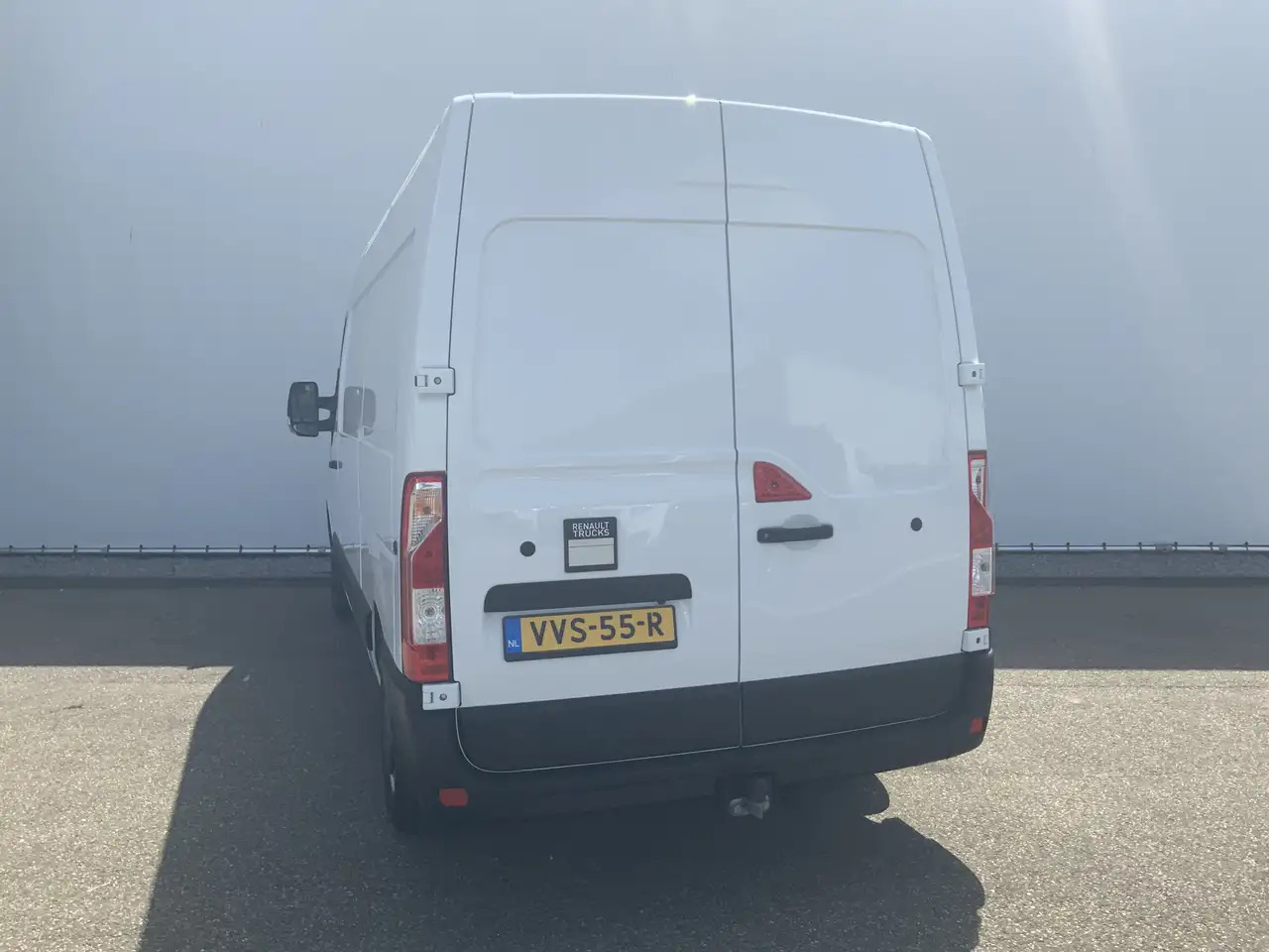 Renault Master T35 2.3 dCi 150 L2H2 Energy Work Edition Airco Cru - Furgão: foto 2 Renault Master T35 2.3 dCi 150 L2H2 Energy Work Edition Airco Cru - Furgão: foto 2