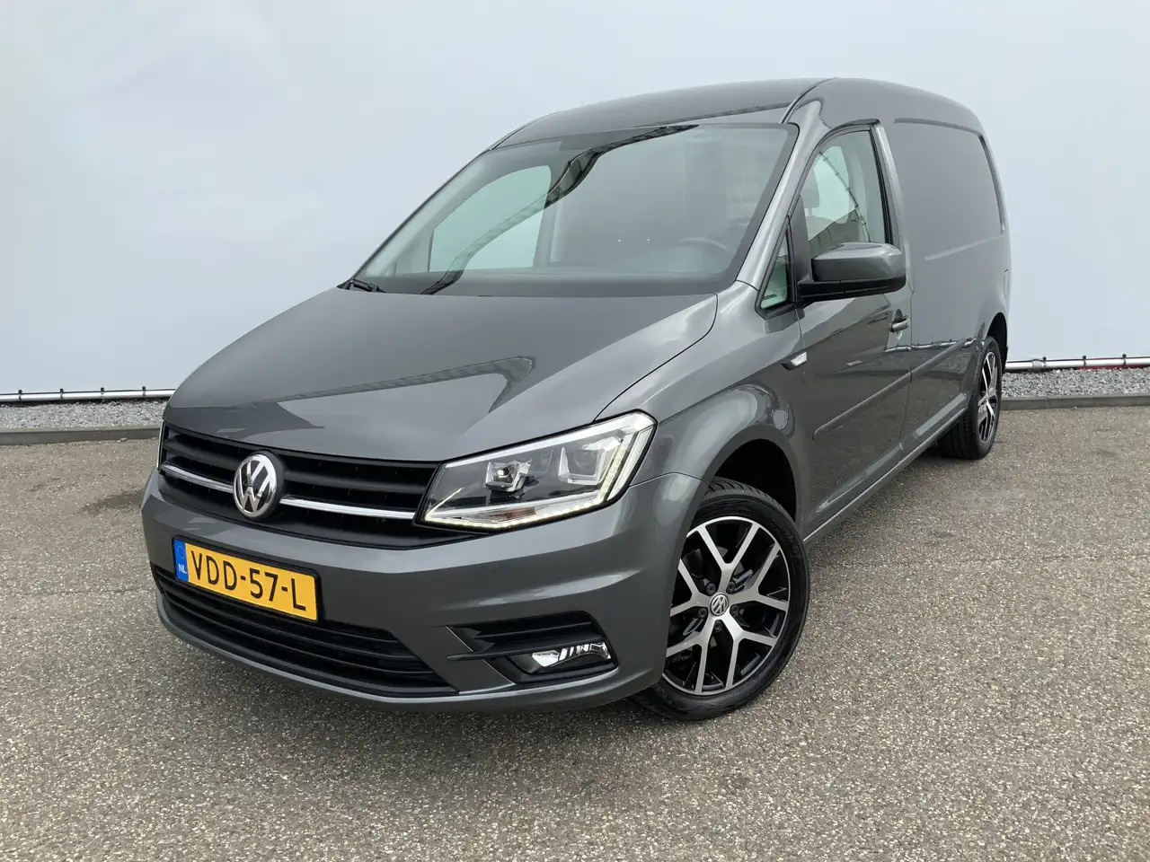 Volkswagen Caddy 2.0 TDI L2H1 AUTOMAAT BMT Maxi Exclusive Edition A - Furgão compacto: foto 1 Volkswagen Caddy 2.0 TDI L2H1 AUTOMAAT BMT Maxi Exclusive Edition A - Furgão compacto: foto 1