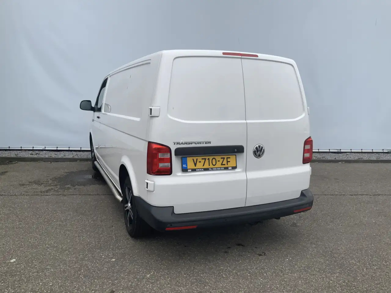 Volkswagen T6 Transporter 2.0 TDI L2H1 Airco Navi 3 Zits Alu Velg Euro 6 - Furgão: foto 2 Volkswagen T6 Transporter 2.0 TDI L2H1 Airco Navi 3 Zits Alu Velg Euro 6 - Furgão: foto 2