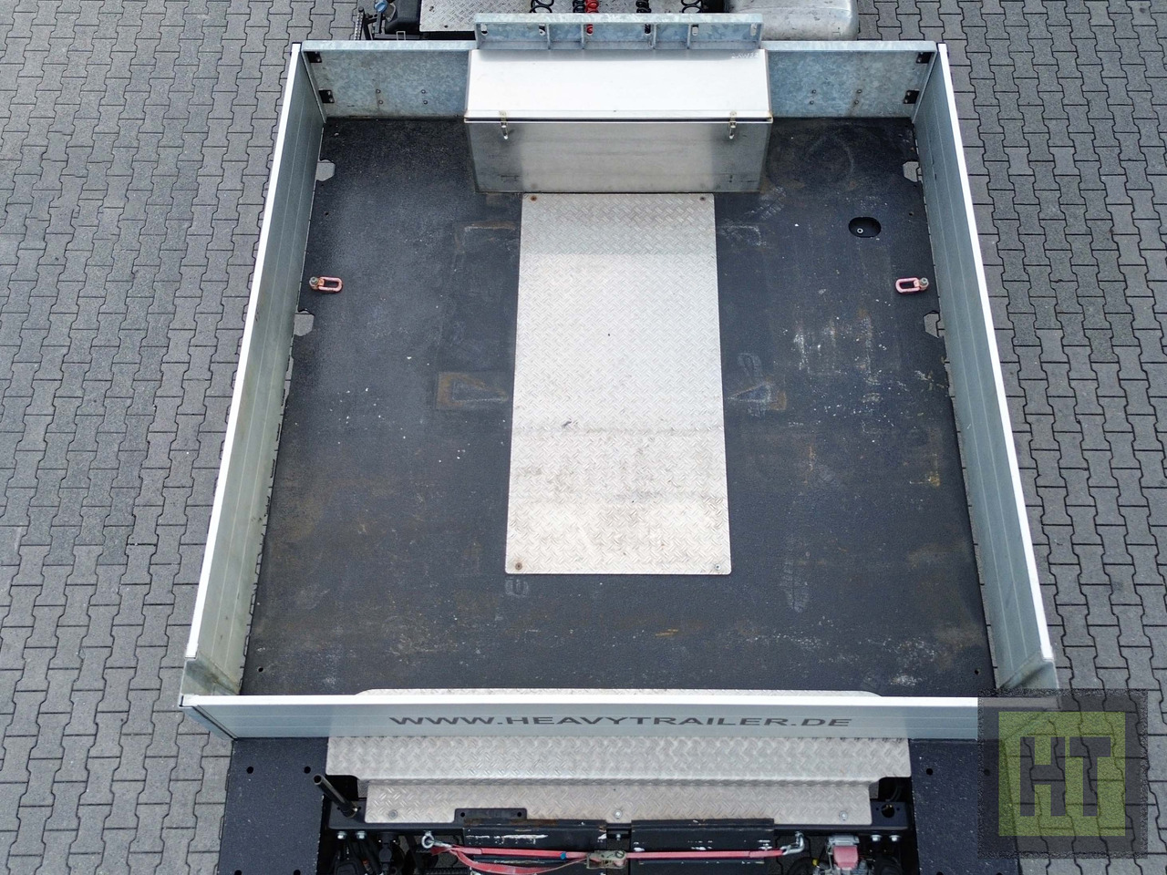 Doll 2-Achs-Tiefbett mit Pantherfahrwerk - Semireboque baixa: foto 2 Doll 2-Achs-Tiefbett mit Pantherfahrwerk - Semireboque baixa: foto 2