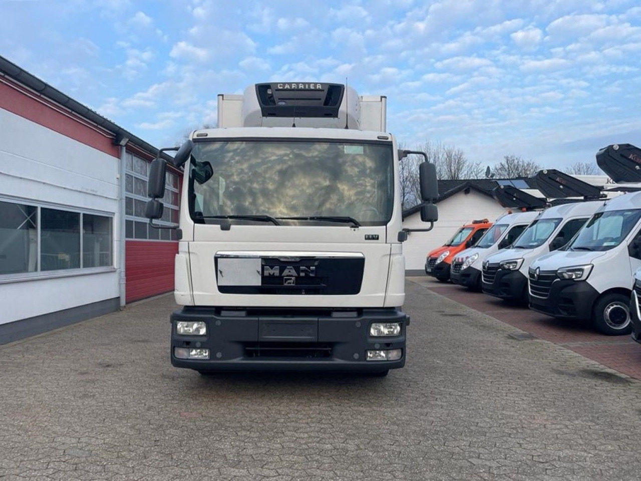 MAN TGL 10.220 Doka Tiefkühlkoffer LBW 1.5t - Caminhão frigorífico: foto 2 MAN TGL 10.220 Doka Tiefkühlkoffer LBW 1.5t - Caminhão frigorífico: foto 2