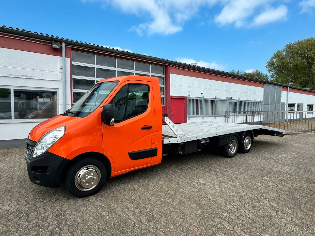 Renault Master Autotransporter - Caminhão reboque: foto 1 Renault Master Autotransporter - Caminhão reboque: foto 1