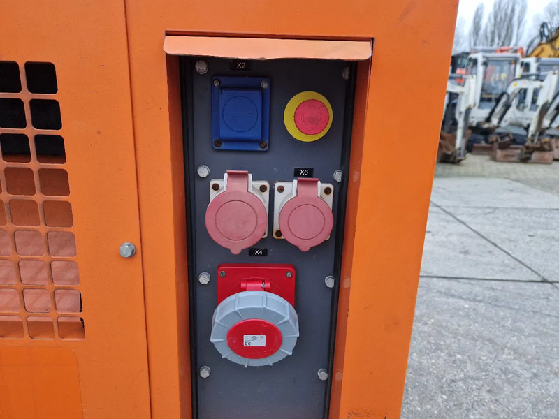 Atlas-Copco QAS60 60kVA met Leroy Somer generator - Gerador elétrico: foto 5 Atlas-Copco QAS60 60kVA met Leroy Somer generator - Gerador elétrico: foto 5