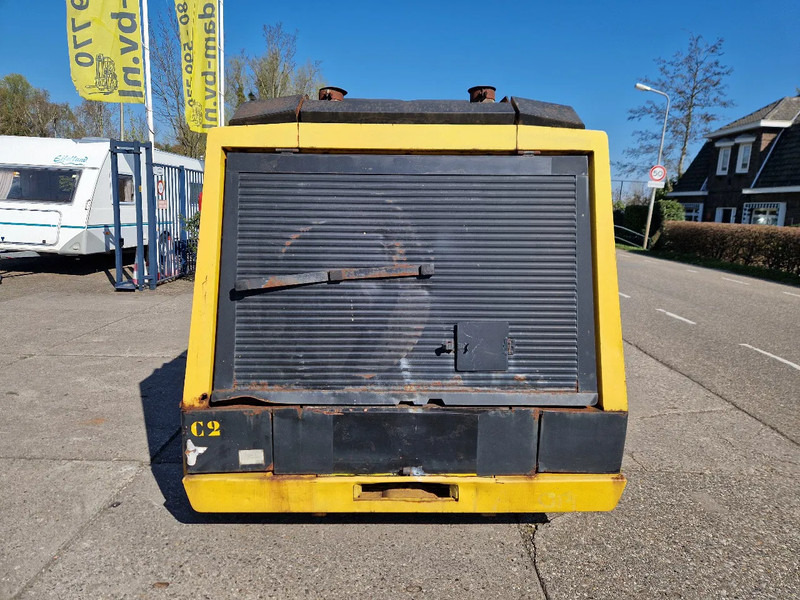 Atlas-Copco XAS350DD VERY LOW HOURS - Compressor de ar: foto 3 Atlas-Copco XAS350DD VERY LOW HOURS - Compressor de ar: foto 3