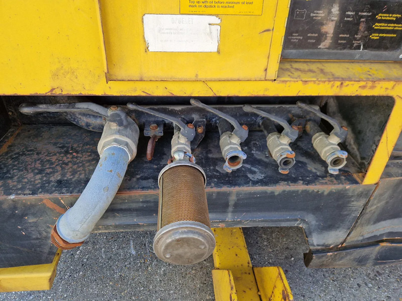 Atlas-Copco XAS350DD VERY LOW HOURS - Compressor de ar: foto 5 Atlas-Copco XAS350DD VERY LOW HOURS - Compressor de ar: foto 5