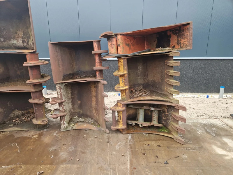 Diversen bakken penmaat 60 met en zonder tanden - Balde de Máquina de construção: foto 2 Diversen bakken penmaat 60 met en zonder tanden - Balde de Máquina de construção: foto 2