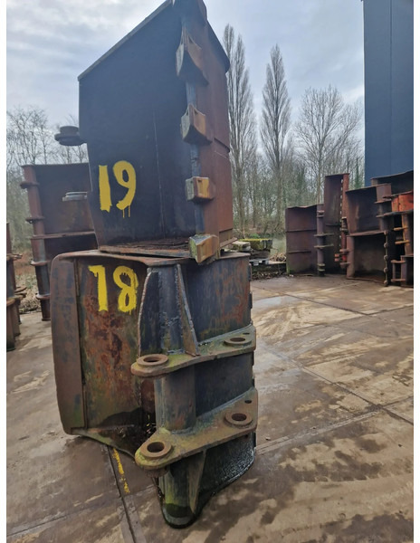 Diversen dieplepels penmaat 80 - Balde de Máquina de construção: foto 3 Diversen dieplepels penmaat 80 - Balde de Máquina de construção: foto 3