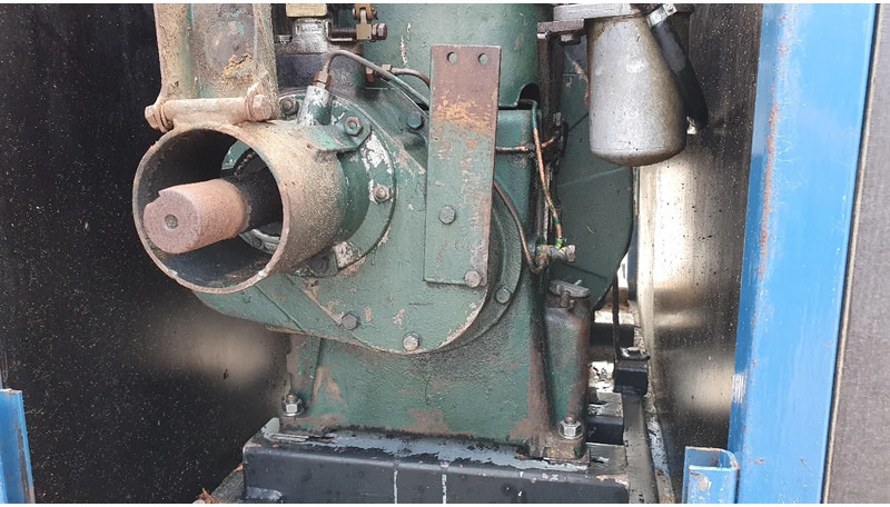 Diversen vuilwaterpomp met Petter motor - Bomba de água: foto 5 Diversen vuilwaterpomp met Petter motor - Bomba de água: foto 5