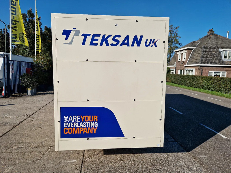 Doosan Teksan TJ440DW generator 440kVA Doosan 8-cilinder UNUSED - Gerador elétrico: foto 2 Doosan Teksan TJ440DW generator 440kVA Doosan 8-cilinder UNUSED - Gerador elétrico: foto 2