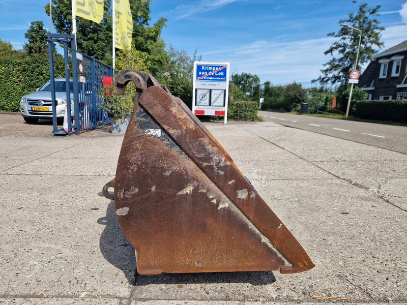 Jeroen van Leeuwen schepbak voor Volvo L30/L35 - Balde de Máquina de construção: foto 4 Jeroen van Leeuwen schepbak voor Volvo L30/L35 - Balde de Máquina de construção: foto 4